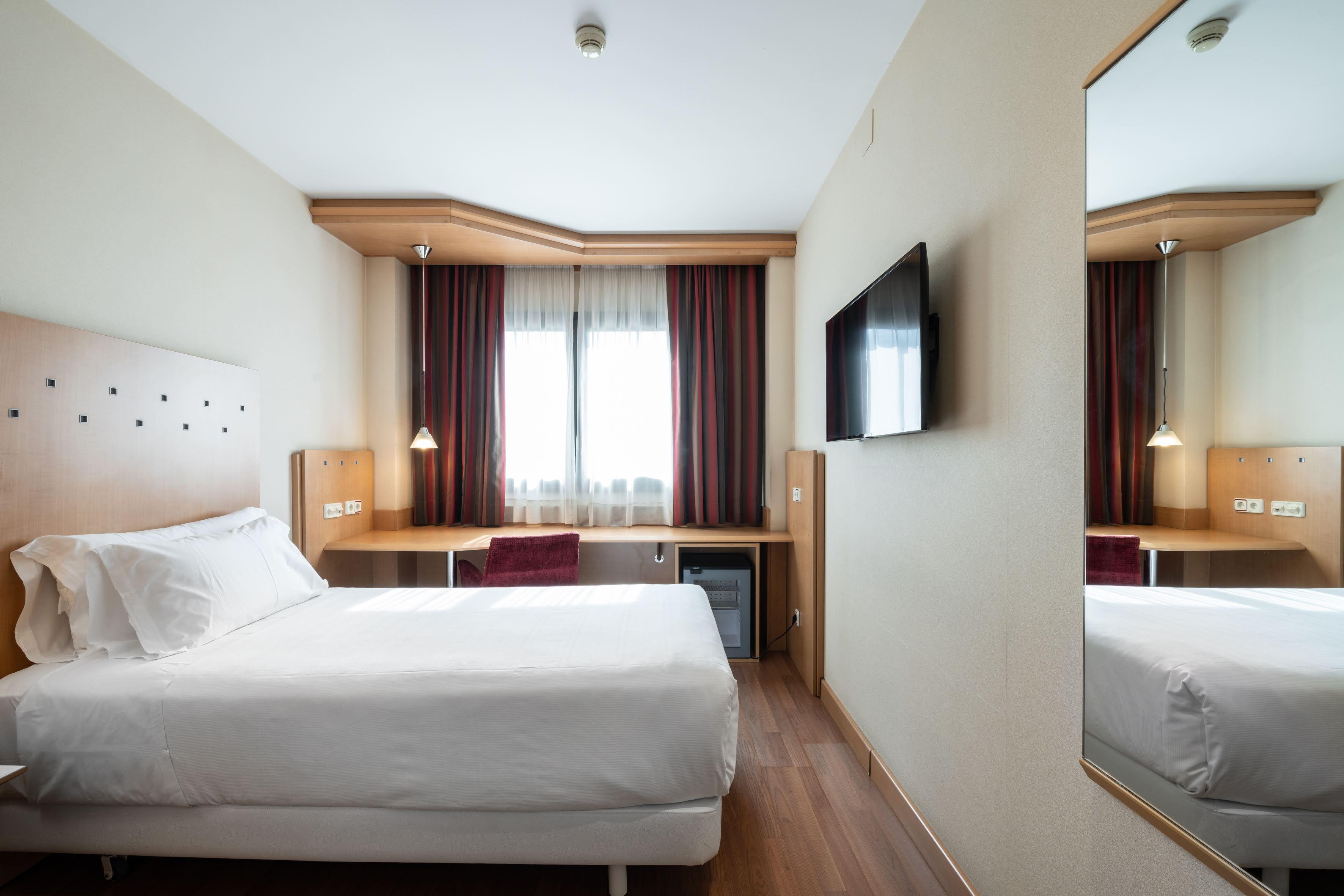 Catalonia La Maquinista Hotel Барселона Екстериор снимка