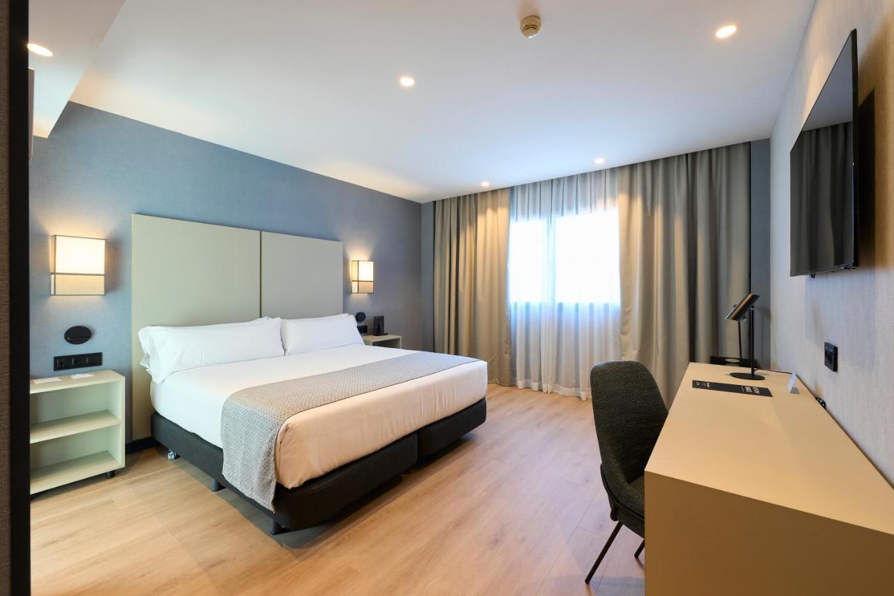 Catalonia La Maquinista Hotel Барселона Екстериор снимка