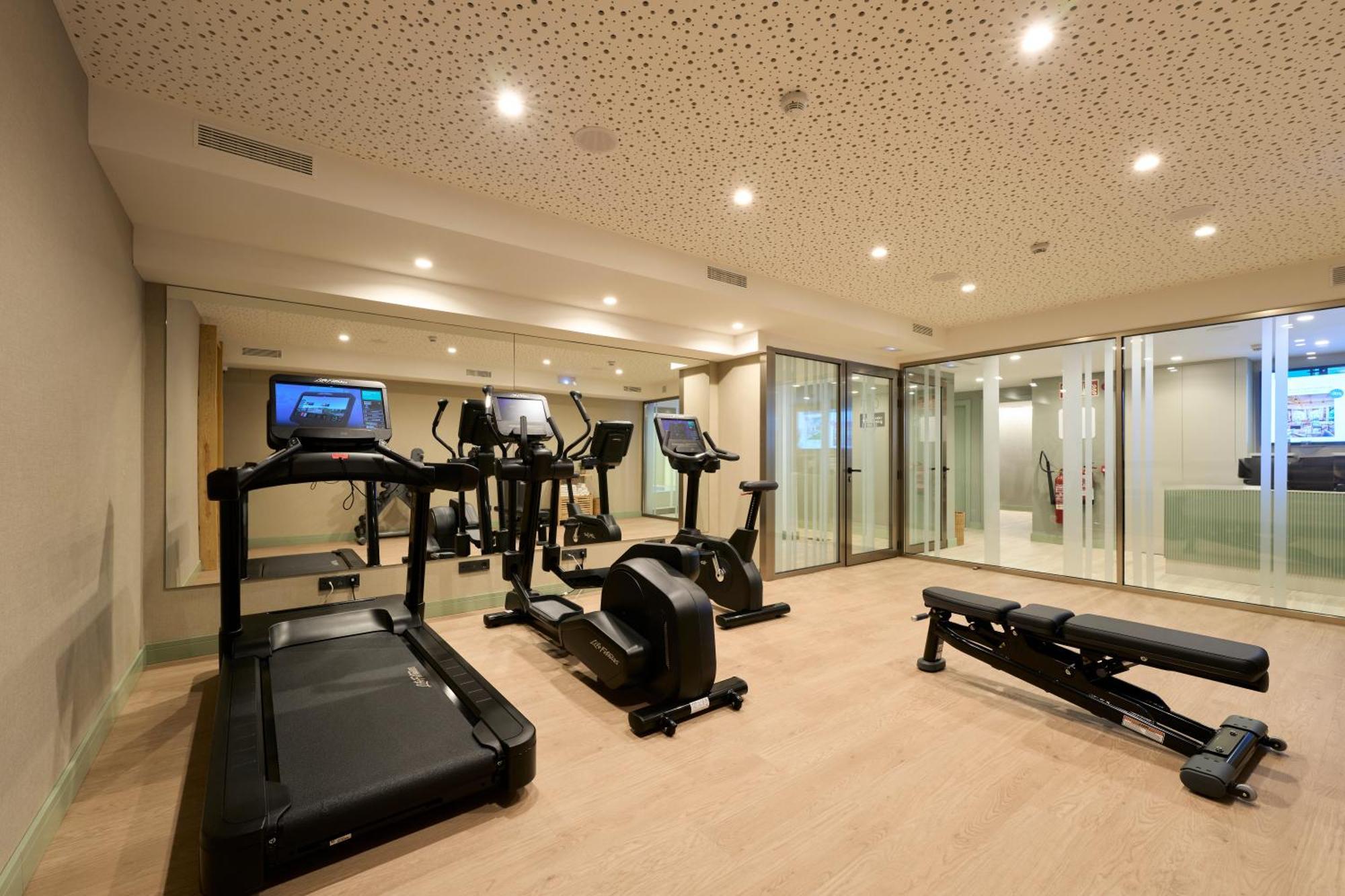 Catalonia La Maquinista Hotel Барселона Екстериор снимка